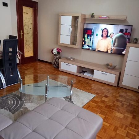Apartamento Araceli Proximo A Clinica Oftalmologica Fdez Vega Apartment โอเบียโด ภายนอก รูปภาพ