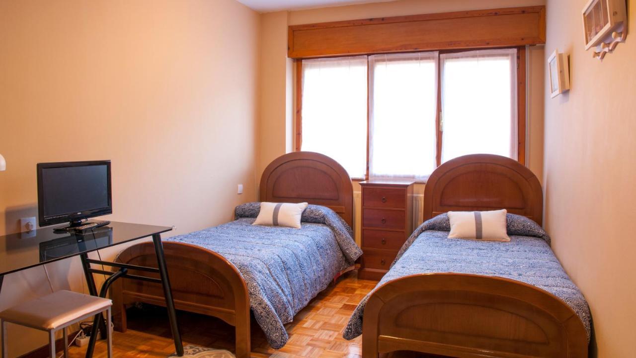 Apartamento Araceli Proximo A Clinica Oftalmologica Fdez Vega Apartment โอเบียโด ภายนอก รูปภาพ