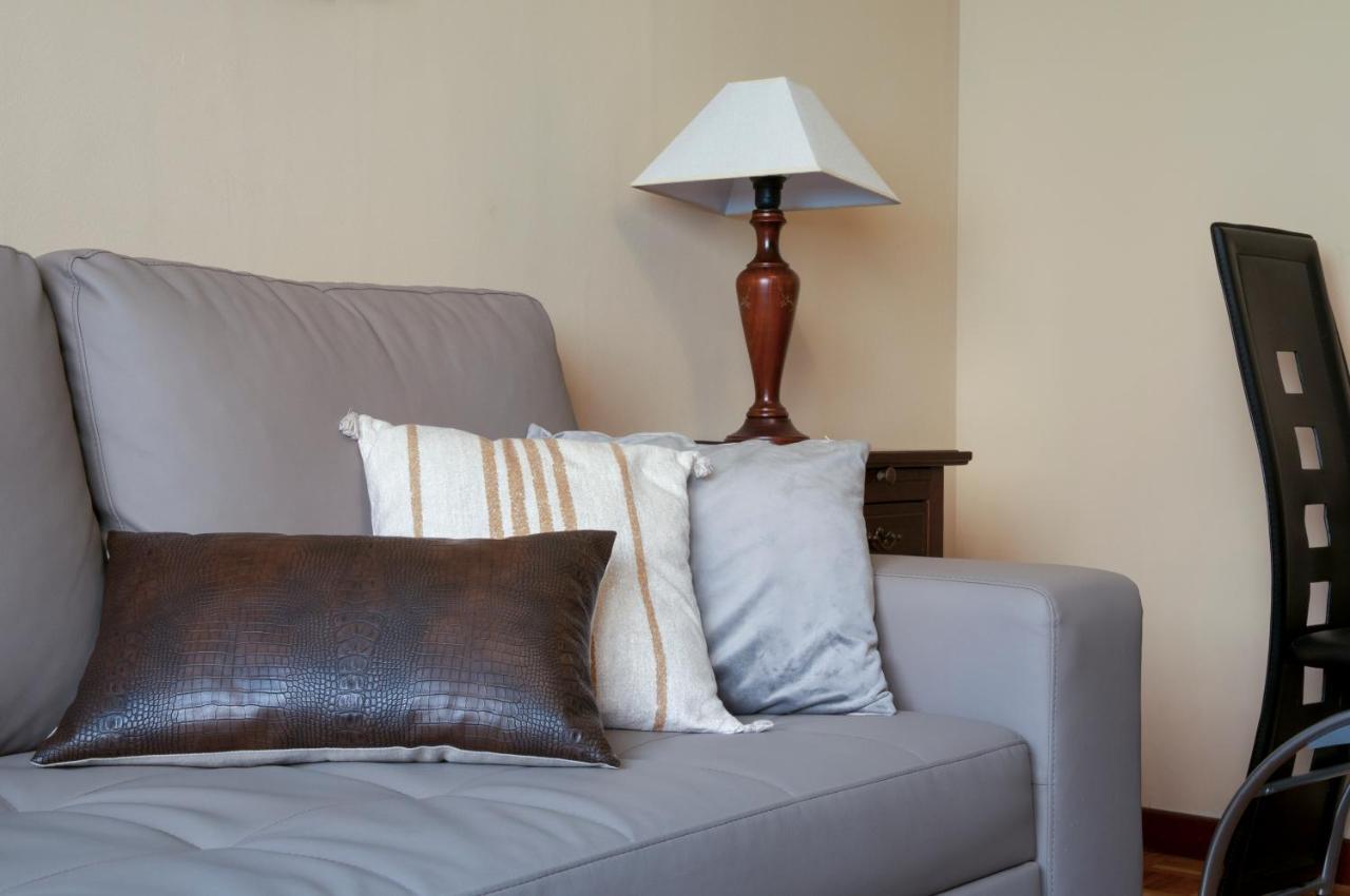 Apartamento Araceli Proximo A Clinica Oftalmologica Fdez Vega Apartment โอเบียโด ภายนอก รูปภาพ